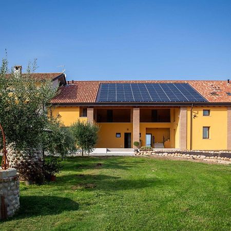 Agriturismo Corte Casa Erminia Кола Экстерьер фото