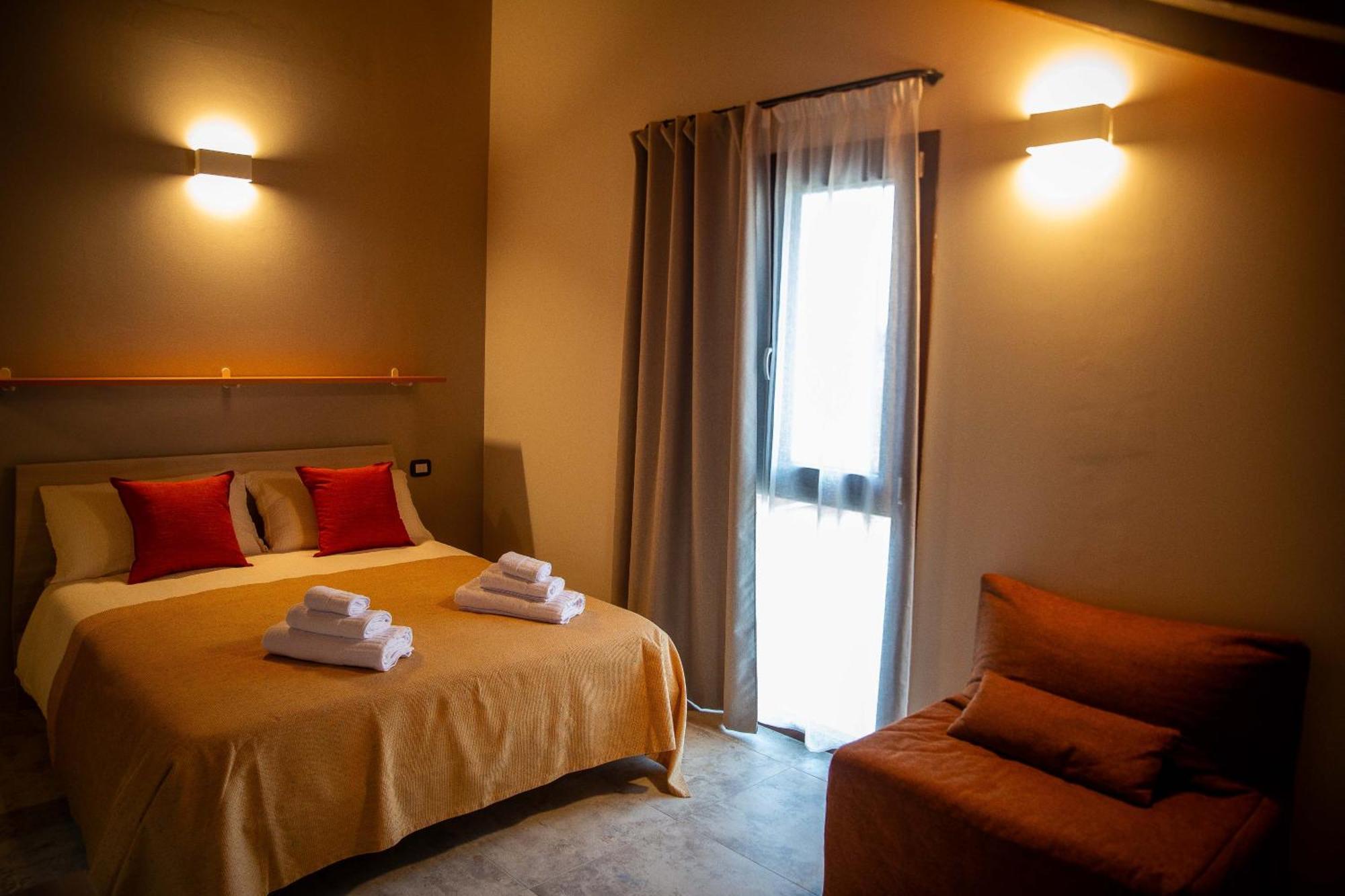 Agriturismo Corte Casa Erminia Кола Экстерьер фото