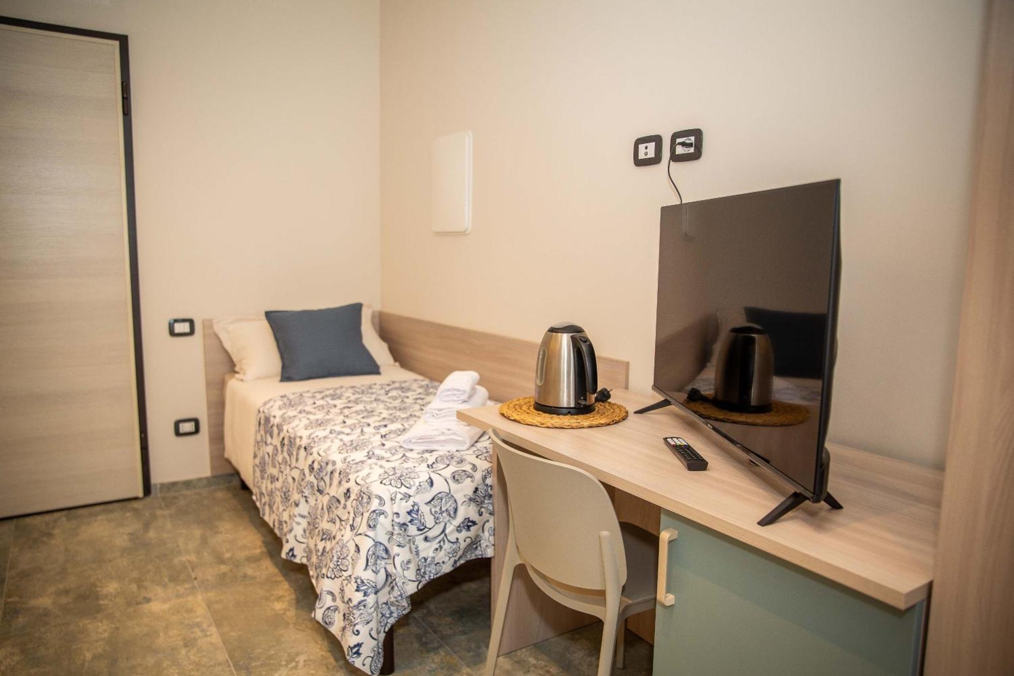 Agriturismo Corte Casa Erminia Кола Экстерьер фото